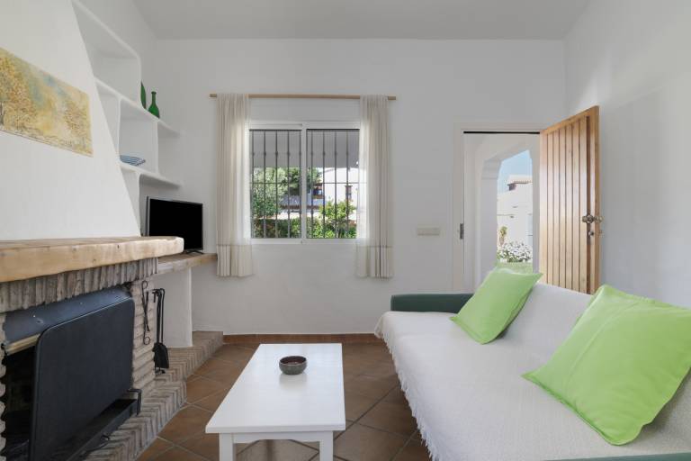 Nice vacation home with terrace, barbecue & garden | Garden view | Next to the beach | Suitable for remote work | Dogs allowed — photo 4