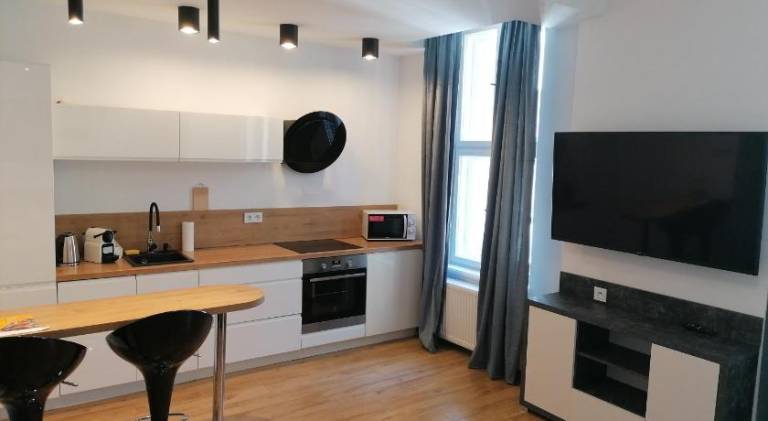 Charming rental apartment | Next to Main Square | Pets are welcome — photo 5