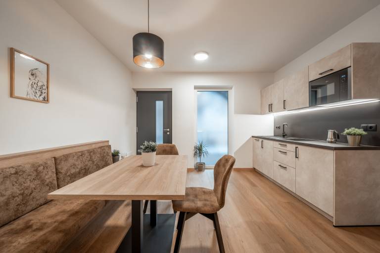 719C Apartments Z1