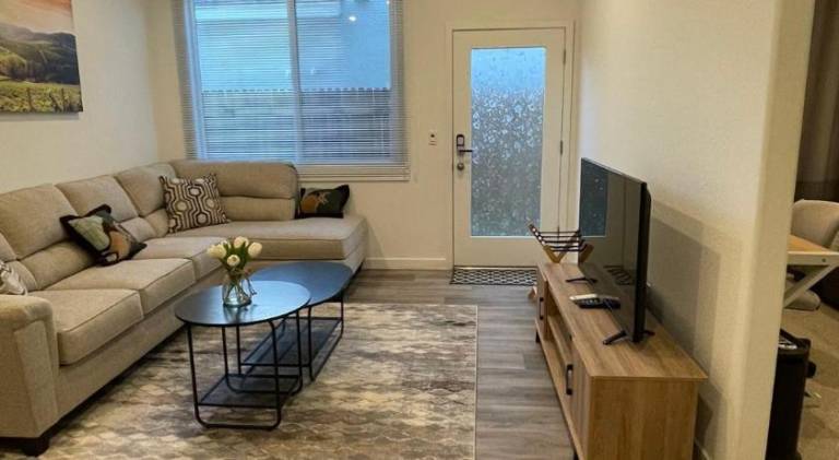 Cozy-Quiet-Spacious Guest Suite in Fresno Clovis California — photo 2