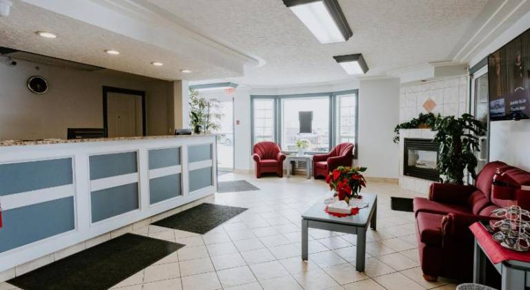 Western Budget Plus Mosaic Suites — photo 5