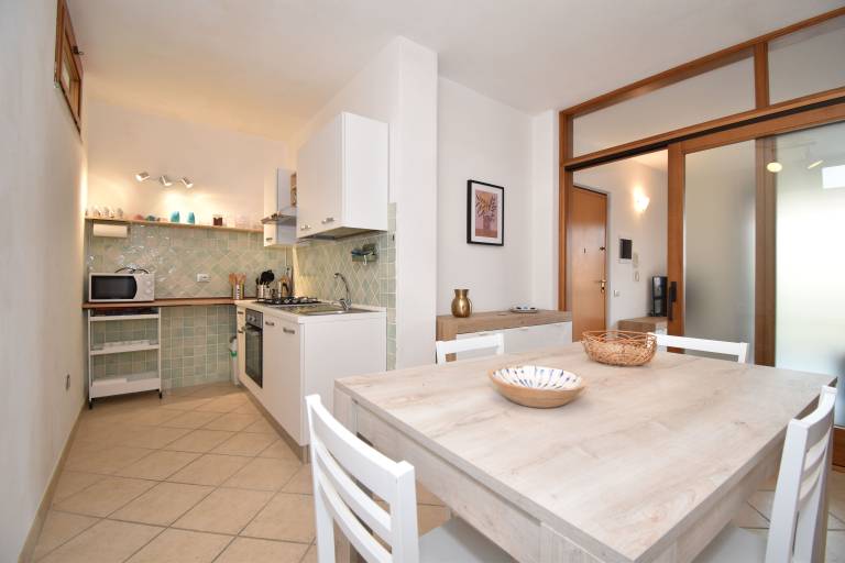 Rental apartment with 2 rooms for 5 persons — photo 3