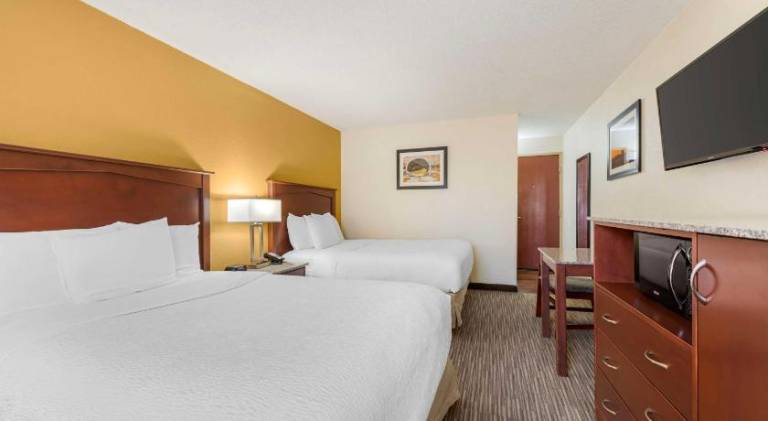 Best Western Executive Inn & Suites — photo 2