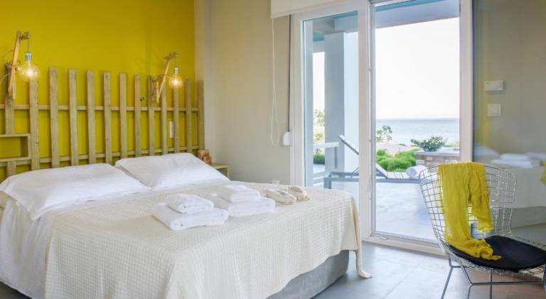 Monolia Maisonettes in Chios