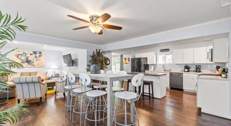 167 m&sup2; Ferienhaus