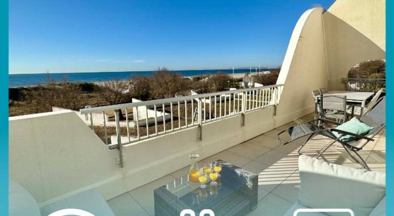 Rental apartment with pool in La Grande-Motte