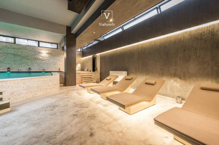 VH Premier AS Tirana Hotel — photo 2