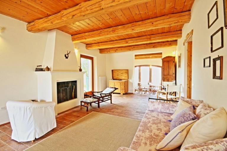 Ferienwohnung mit Pool in Montelabbate, Italienische Adriaküste f&uuml;r max. 7 Personen