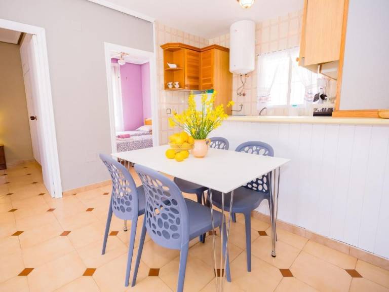 Apartment with patio — photo 4