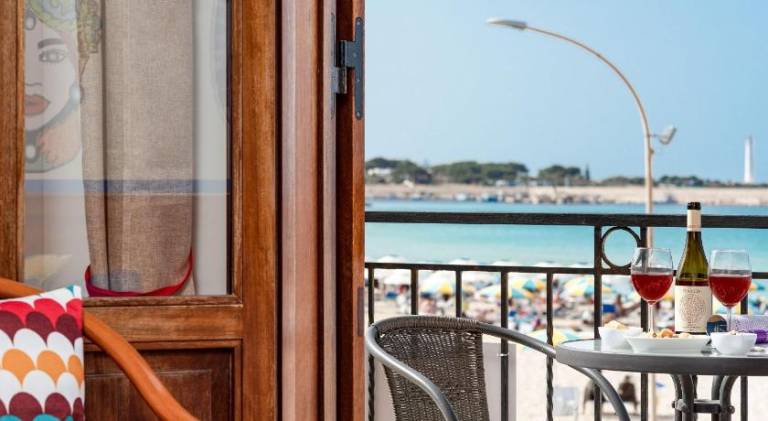 Holiday apartment with 2 rooms for 6 persons — photo 4