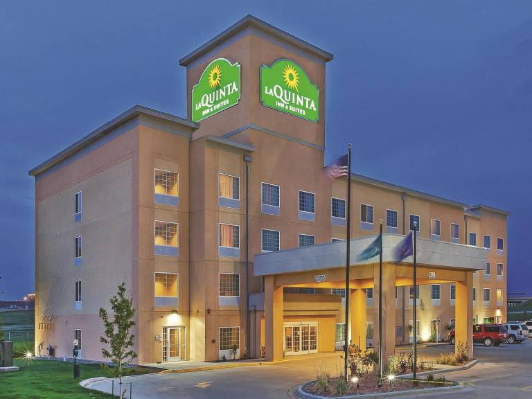 La Quinta Inn & Suites by Wyndham Dickinson in Dickinson, ND