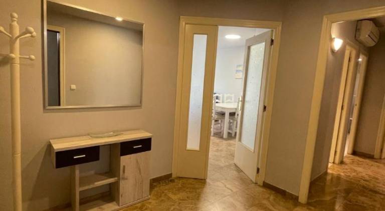 Apartment with 2 rooms for 6 persons — photo 4