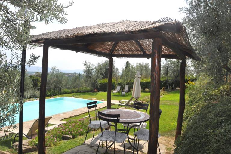 Villa with yard, patio & grill | Perfect for remote work — photo 4