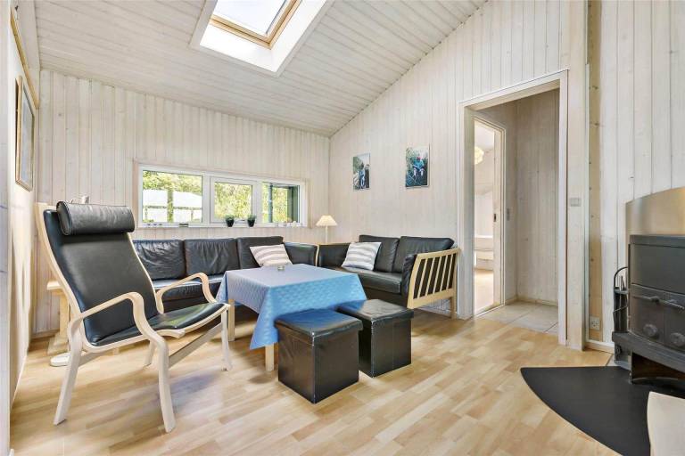 Fully equipped nice vacation home with sauna, jacuzzi & barbecue | Sea view | Beach nearby | Dogs allowed — photo 4