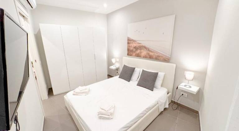 Rental apartment with 2 rooms for 6 persons — photo 2