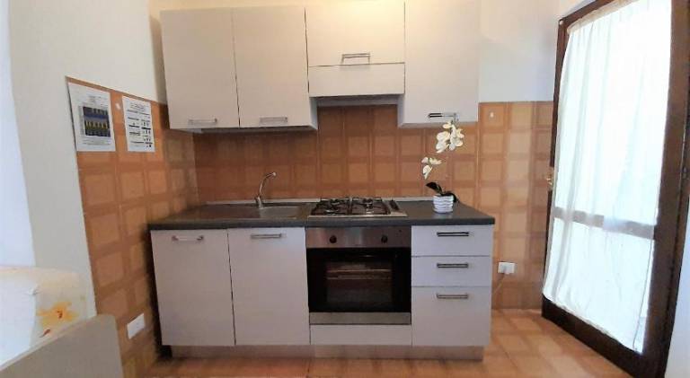 House with 2 rooms for 6 persons — photo 3