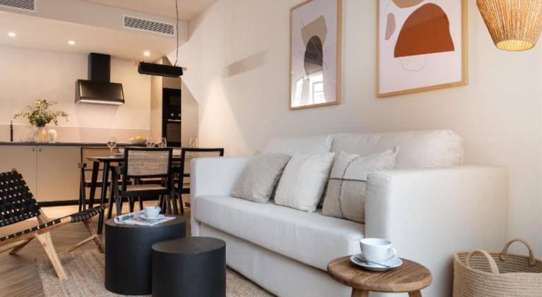 Apartment with pool & jacuzzi | Next to Puerta de la Macarena — photo 2