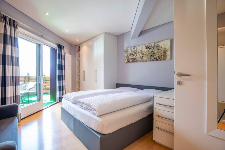 Apartment "Tubris Living" with Mountain View, Terrace & Wi-Fi in Campo Tures