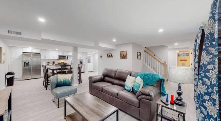 Vacation home | Dogs allowed in Englewood, CO