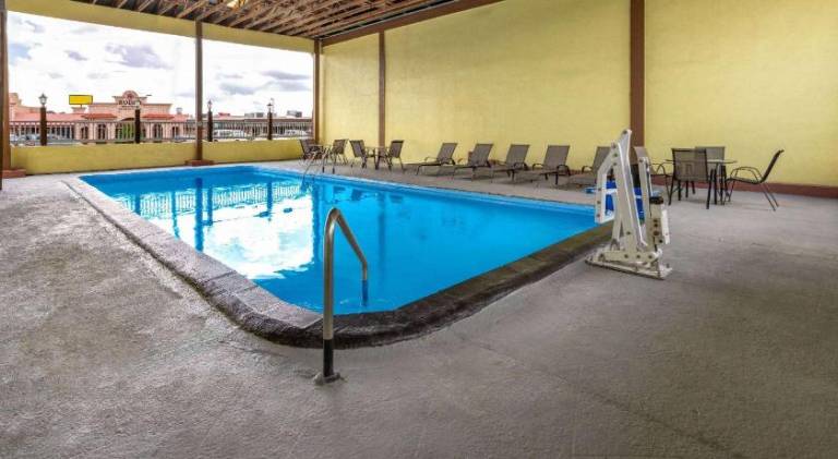 Days Inn by Wyndham Waycross — photo 2