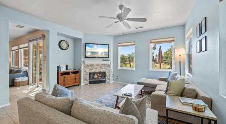 House with pool | Pet-friendly — photo 2
