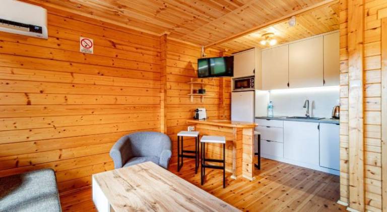Serviced apartment with sauna, garden & jacuzzi | Beach nearby | Pets are welcome — photo 5
