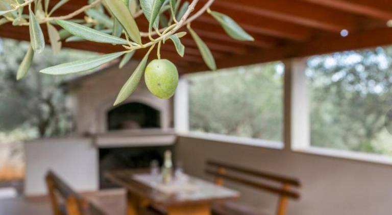 House with 2 rooms for 5 persons in Supetar