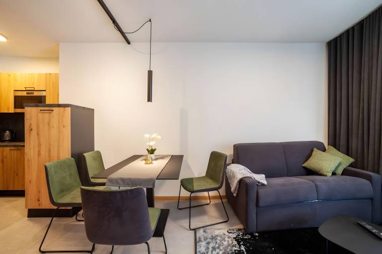 Charming apartment with fast internet, terrace & yard | Mountain view | Pets are welcome — photo 5