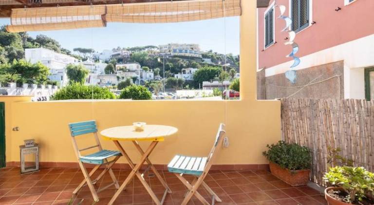 Rental apartment with 2 rooms for 6 persons — photo 3