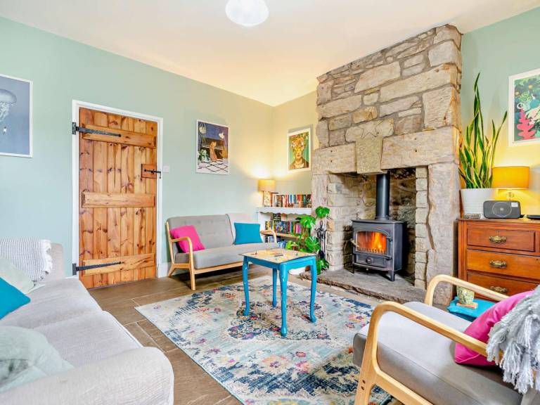 Cottage with garden | Water view — photo 4