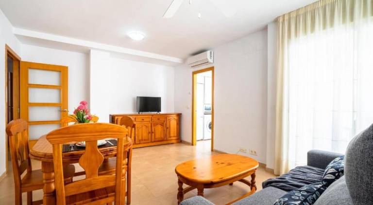 Nice holiday apartment with patio & pool | Dogs allowed — photo 2