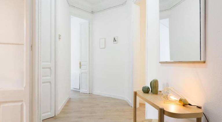 Wonderful holiday apartment | Close to Magic Fountain of Montjuïc | Pet-friendly — photo 4