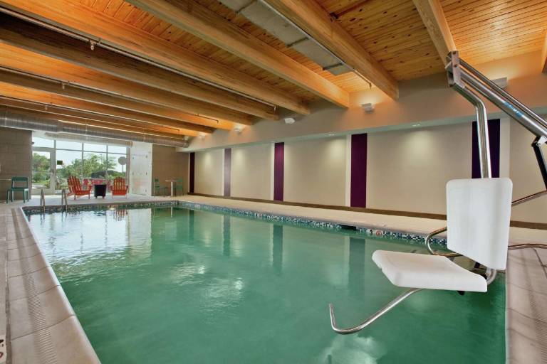 Home2 Suites by Hilton Jacksonville — photo 4