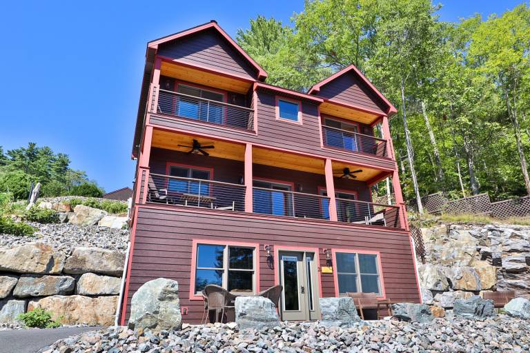 House  Bolton Landing