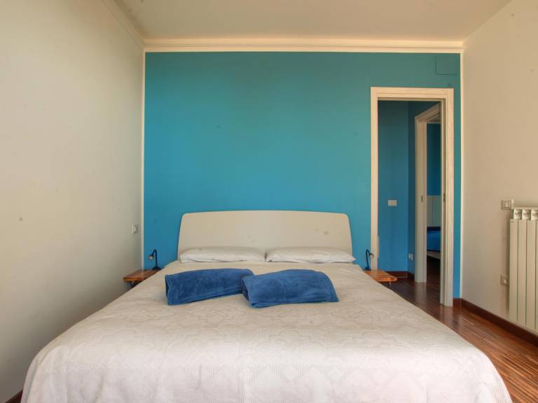 Rental apartment with barbecue & pool — photo 4