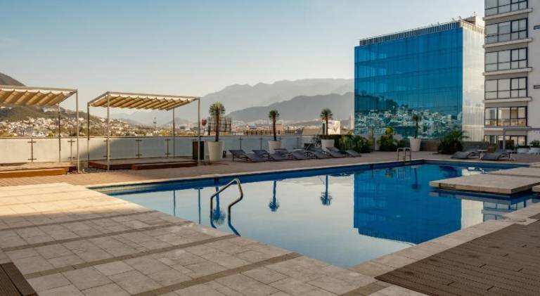 Rental apartment with terrace, pool & hot tub | Dogs allowed in Monterrey