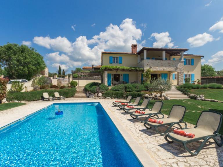 House with barbeque, patio & yard | Nature view — photo 4