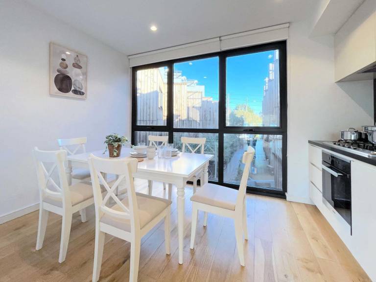 Melbourne City & House Rentals from 46 Hometogo