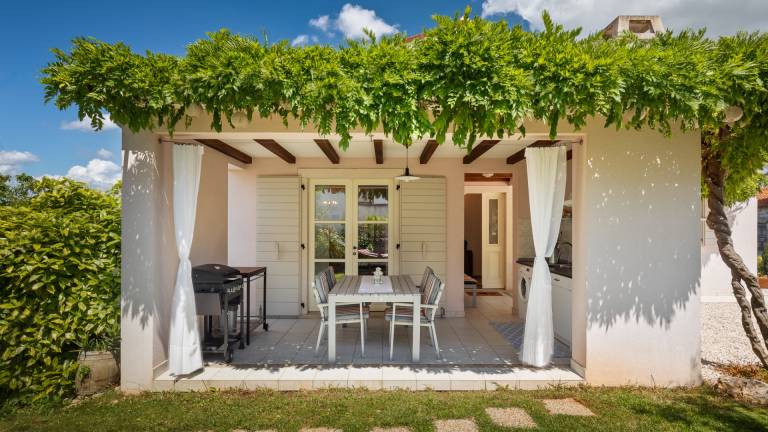 Villa with private pool, garden & barbecue | Pets allowed — photo 5