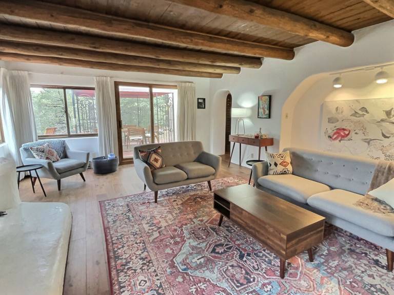 House Taos