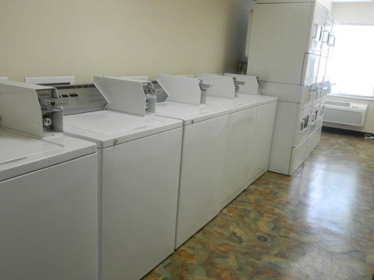 WoodSpring Suites Bentonville — photo 2