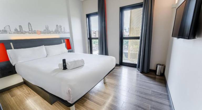 EasyHotel Barcelona Fira in San Ramon, CA