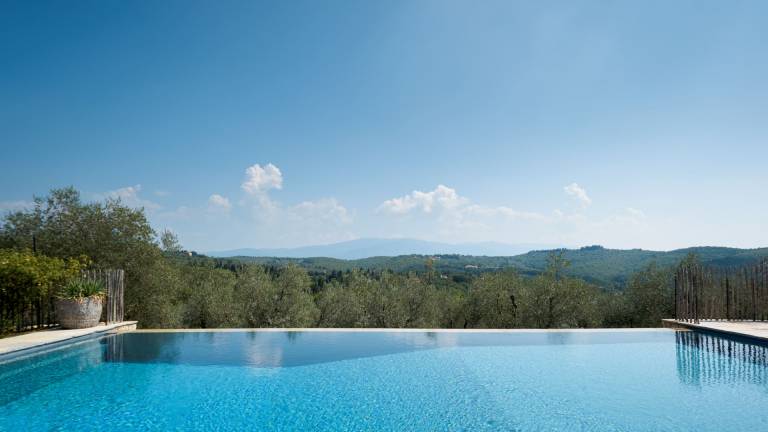 Villa with yard, private pool & barbecue — photo 2
