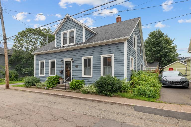 House Charlottetown