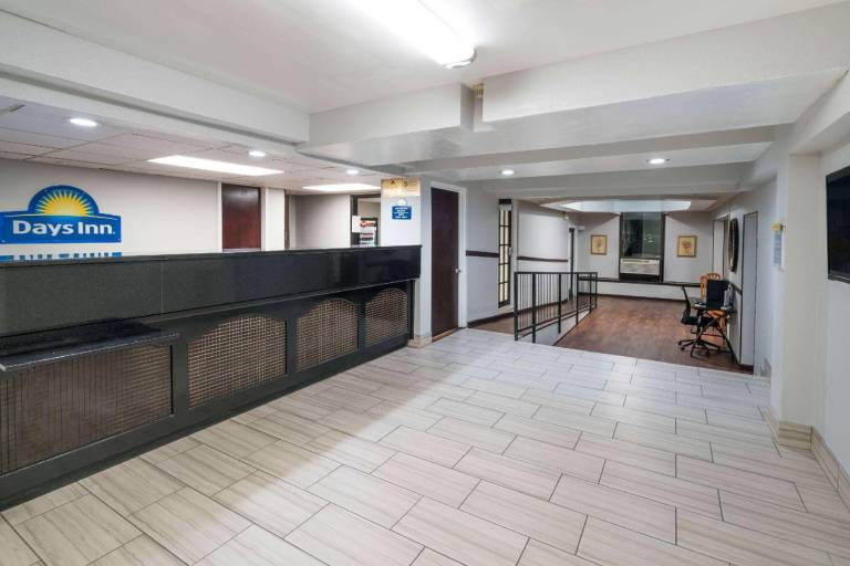 Days Inn by Wyndham Goodlettsville — photo 5
