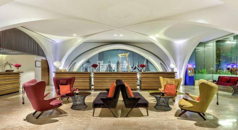 DoubleTree by Hilton Sukhumvit Bangkok — photo 2