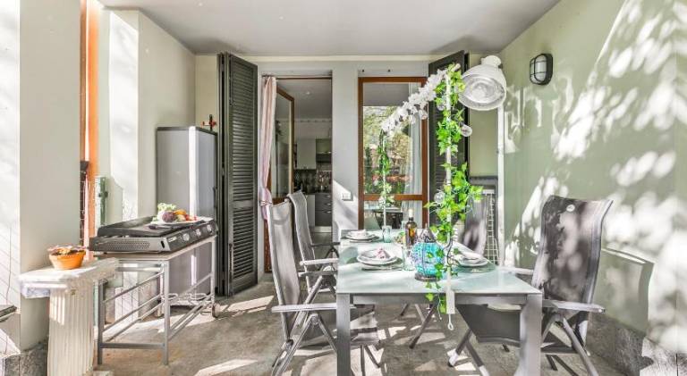 Serviced apartment with garden — photo 2