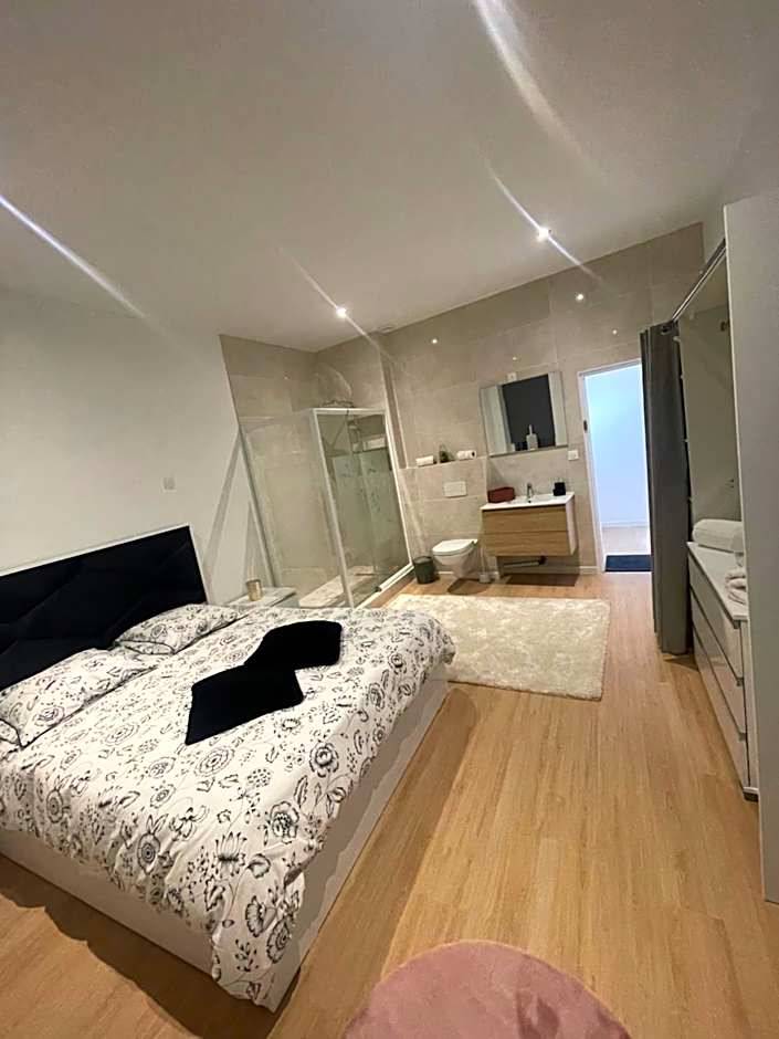 House  Cambrai