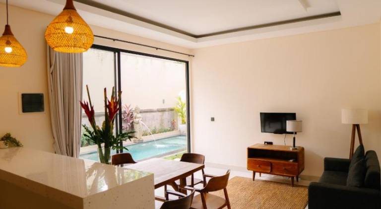 Villa with private pool & terrace — photo 2