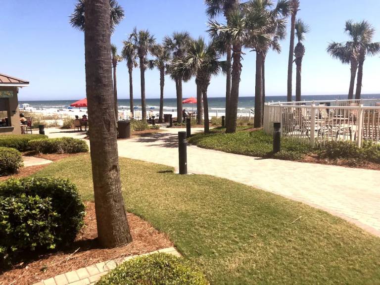 Resort Long Beach Resort